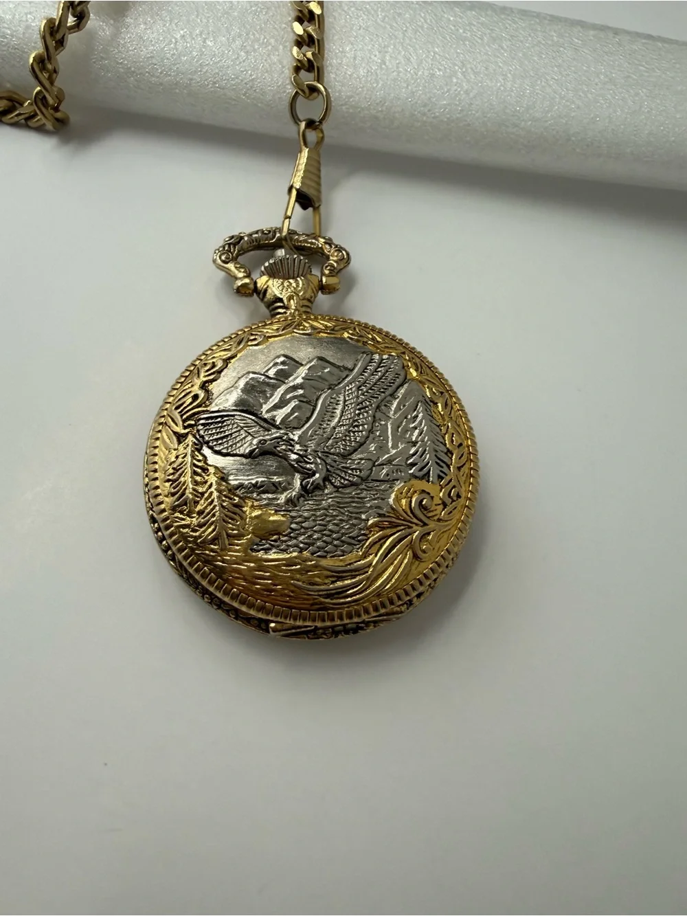 Vintage Sergio Valente Gold Tone Pocket Watch with Chain & Date